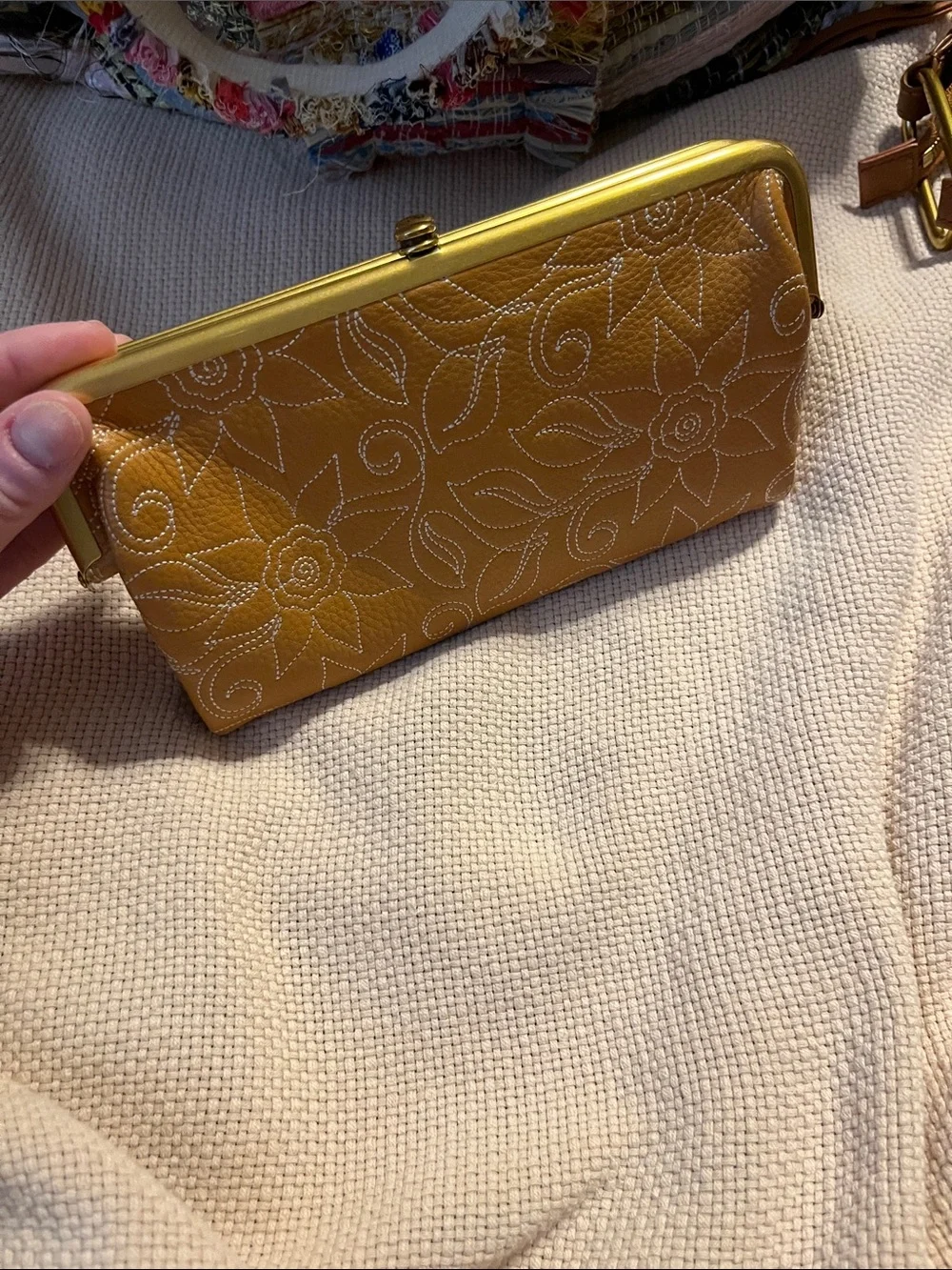 HOBO Leather Frame Clutch Wallet - Tan